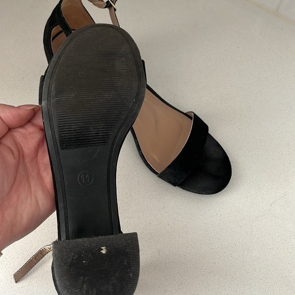 Chunky Heel Set ( both colors included) - Picture 4 of 4